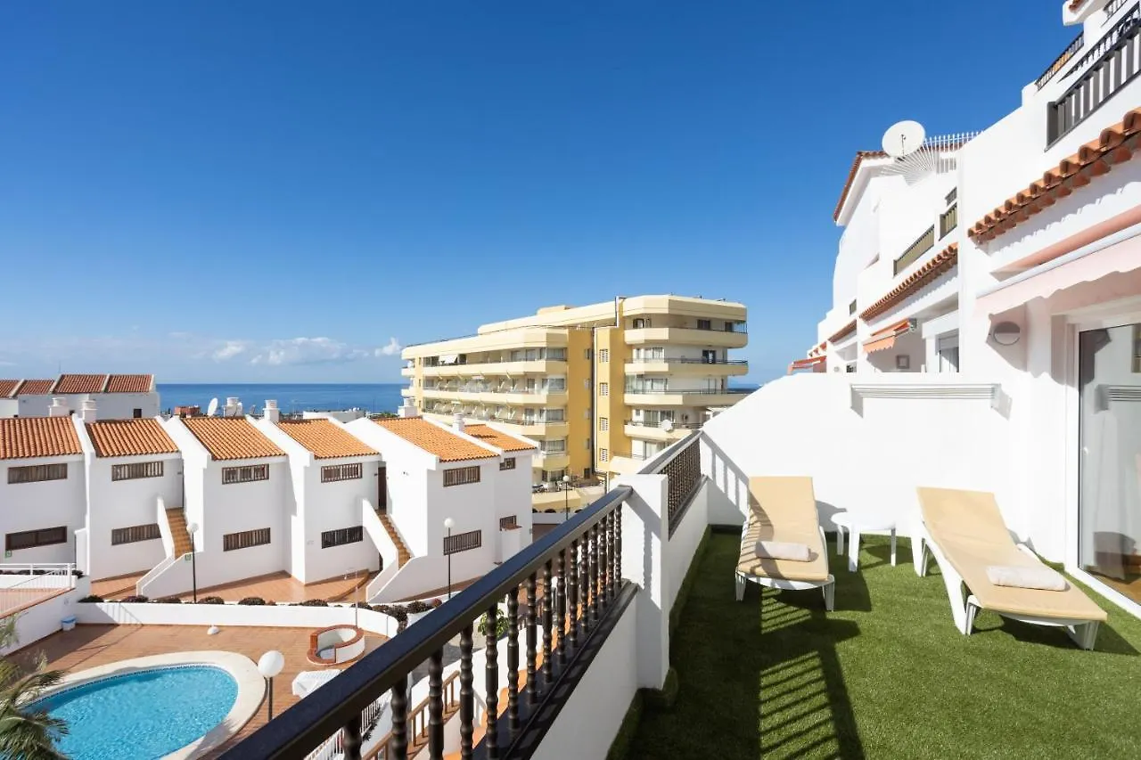 Home2Book Paradise Costa Adeje, Pool contacts